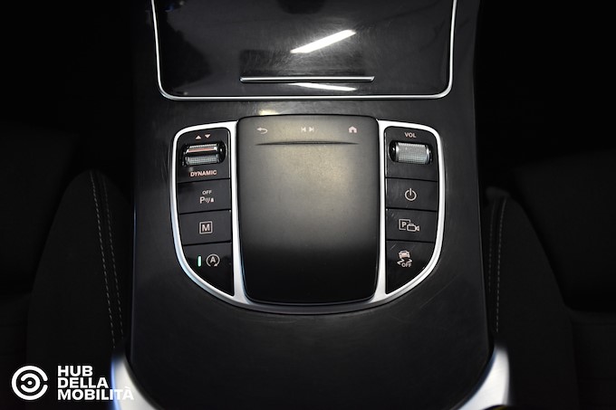 MERCEDES-BENZ GLC 220 d 4Matic Business Extra